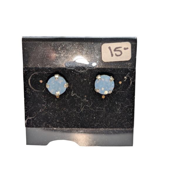 Lot of Three Pair Dusty Blue Dragonfly Rhinestone Pierced Earrings - Picture 4 of 5